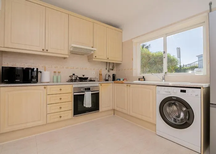 Tropical Oasis Park *