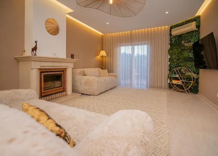 Tropical Oasis Park Villa *